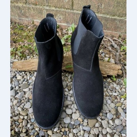 Wolverine Other - Wolverine Men's 1000 mile Black Suede Boots 9.5